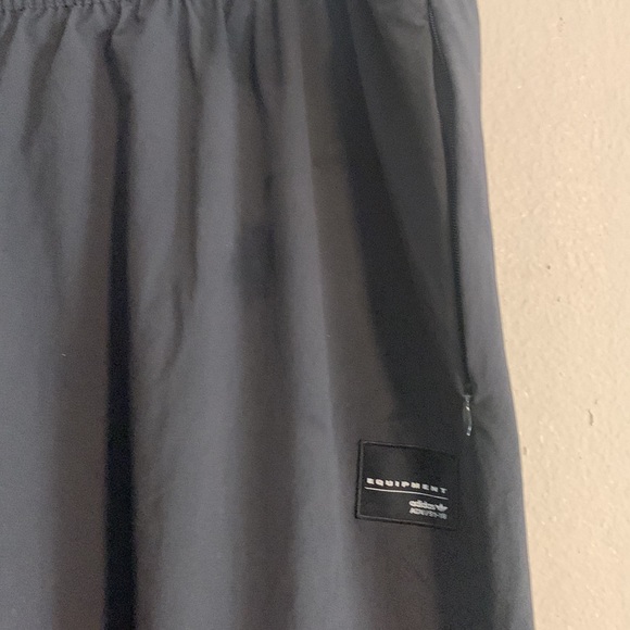 Adidas EQT wind pants - Picture 2 of 4